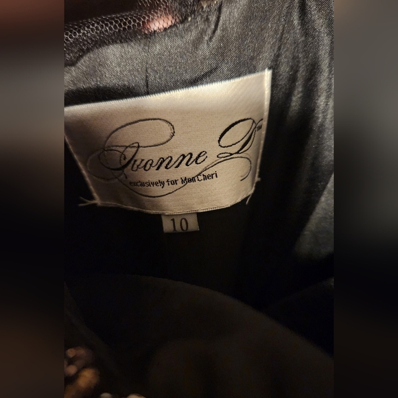 NWT Ivonne D by Mon Cheri One Shoulder Black & Champagne Vintage Gown - Picture 5 of 10